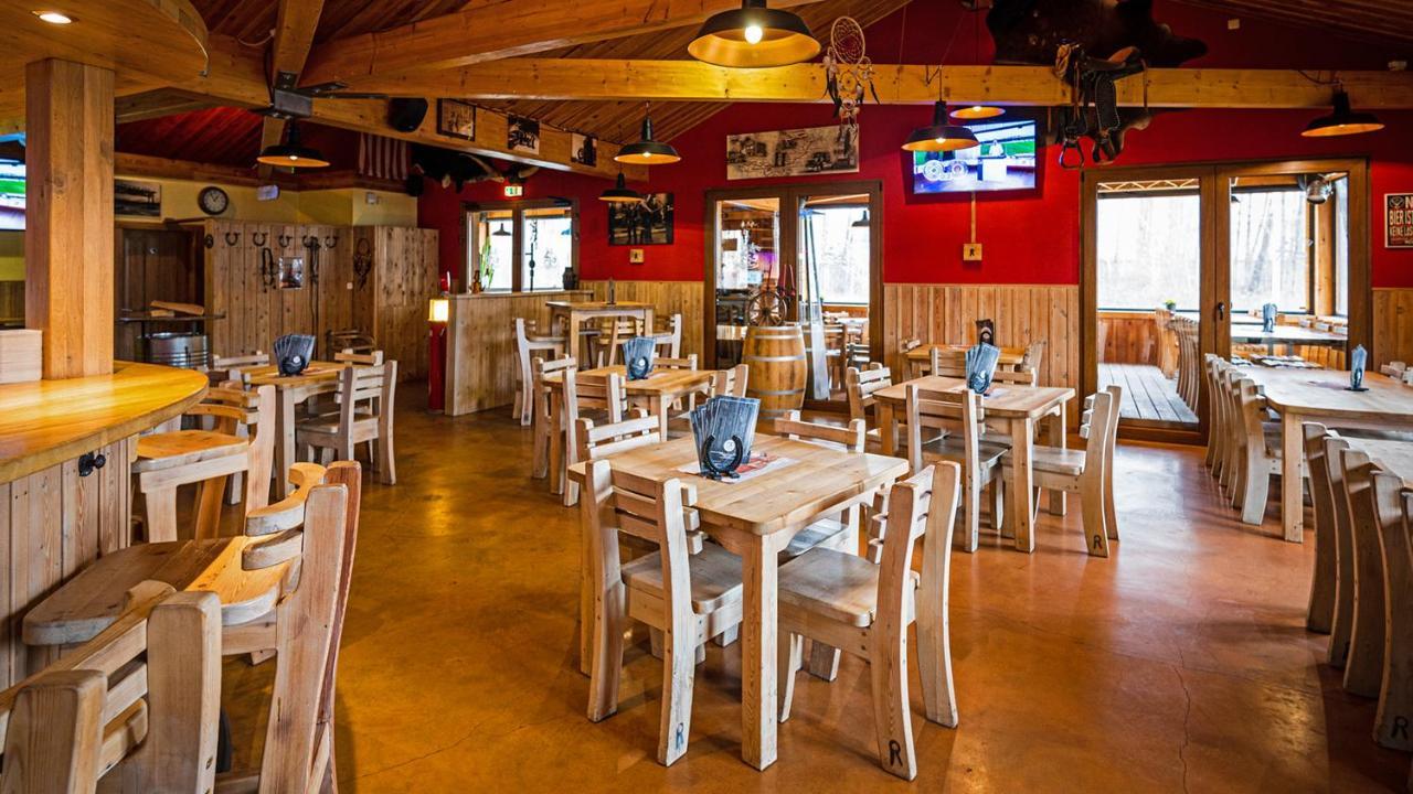 Roadcamp - American Motel & Sportsbar Marl Esterno foto